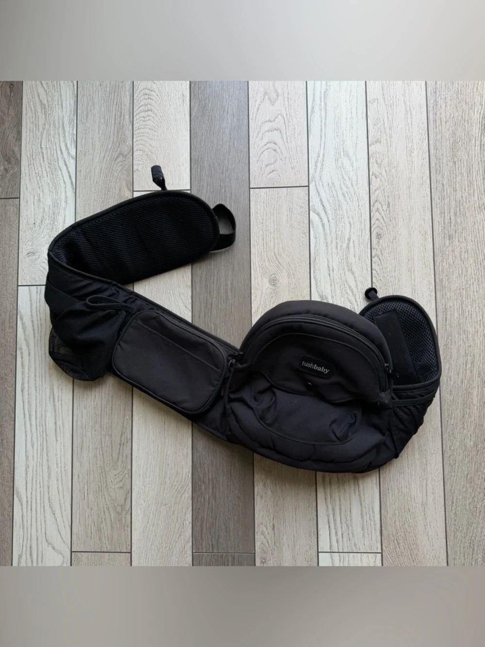 Tush Baby Black Hip Seat
